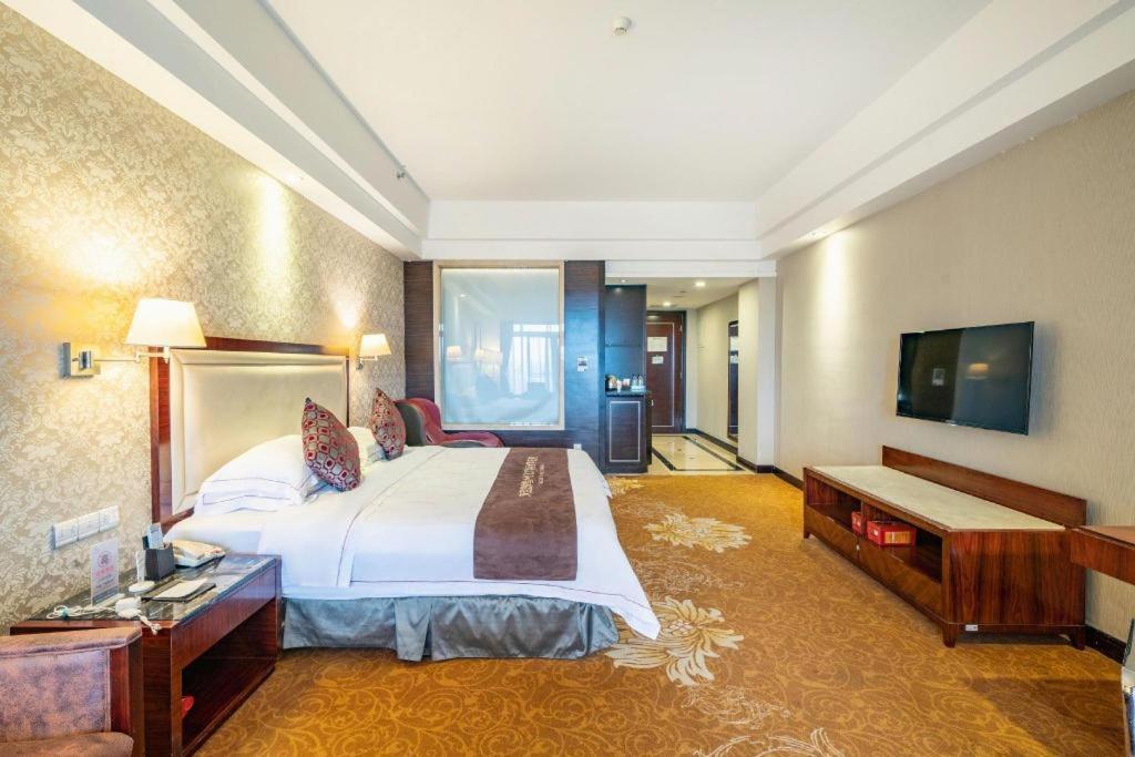 Country Garden Phoenix Hotel Maoming Exterior foto
